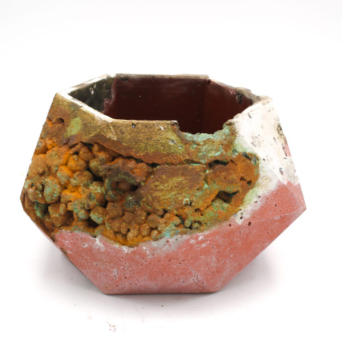 Planter Pot London Dalston, terracotta, rust color, oxydation effect, handmade in Berlin.