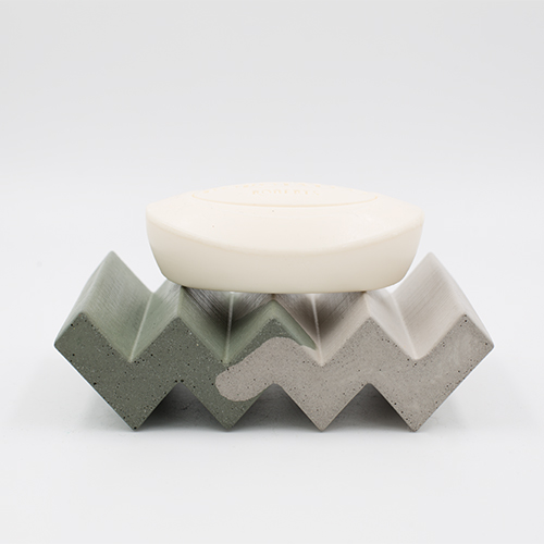 Soap dish TOULOUSE Rue des Blanchers bicolor off-white and light grey, chevron shape handmade in Berlin with porcelain clay.