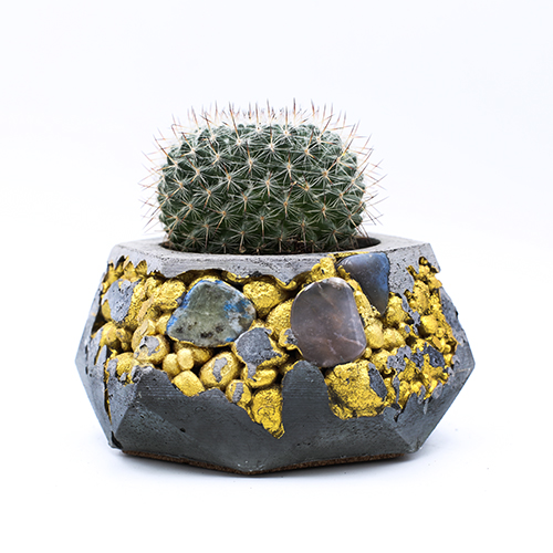 Planter Pot kintsugi Amsterdam Kalverstraat, grey color with mineral stones, and gold structure. Octogonal shape handmade in Berlin by Kula.