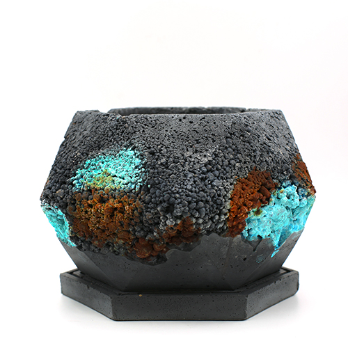 Planter Pot London Back Alley, balck, grey, terracotta and turquoise, oxydation effect, handmade in Berlin.
