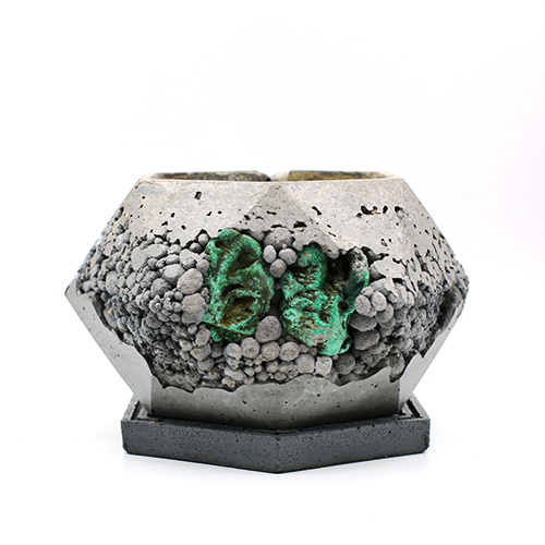 Concrete pot Planter Cutlers Gardens Arcade. Grey and green color, mineral stone, octogonal shape, handmade in Berlin.