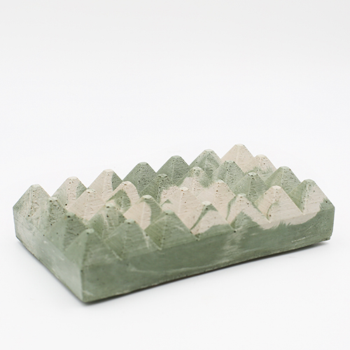 Soapdish Loupia chemin du Chêne marble green and white color, rectangle base and triangular prisme to drain water, handmade in Berlin with porcelain clay.