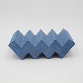 Soapdish TOULOUSE Rue Ville d'Avray dark blue chevron shape handmade in Berlin with porcelain clay.