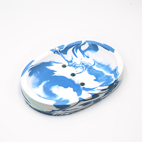 Soapdish Cannes rue d'Antibes, marble white and blue, oval shape with three draining holes, handmade in Berlin by Kula.