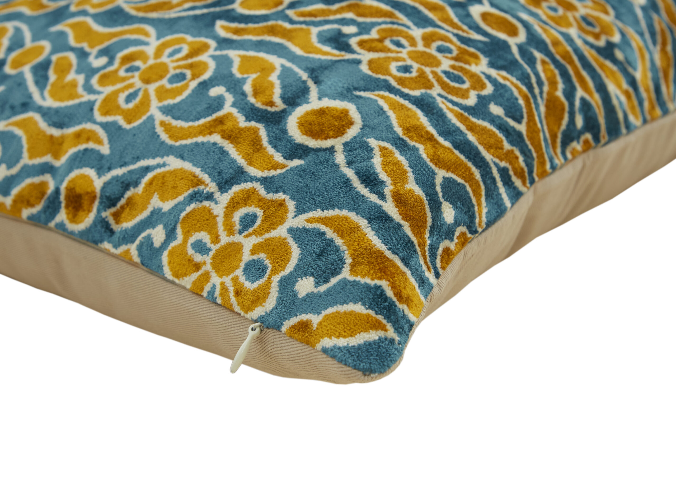 GIUCY Seiden-Ikat-Kissen (Copy) (Copy) (Copy) (Copy) (Copy) (Copy) – Bild 4