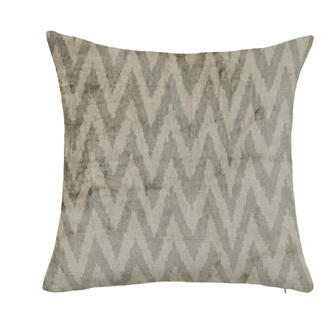 Cuscino GIUCY in seta Ikat (Copy) (Copy) (Copy) (Copy) (Copy) (Copy) (Copy) (Copy) (Copy) (Copy)