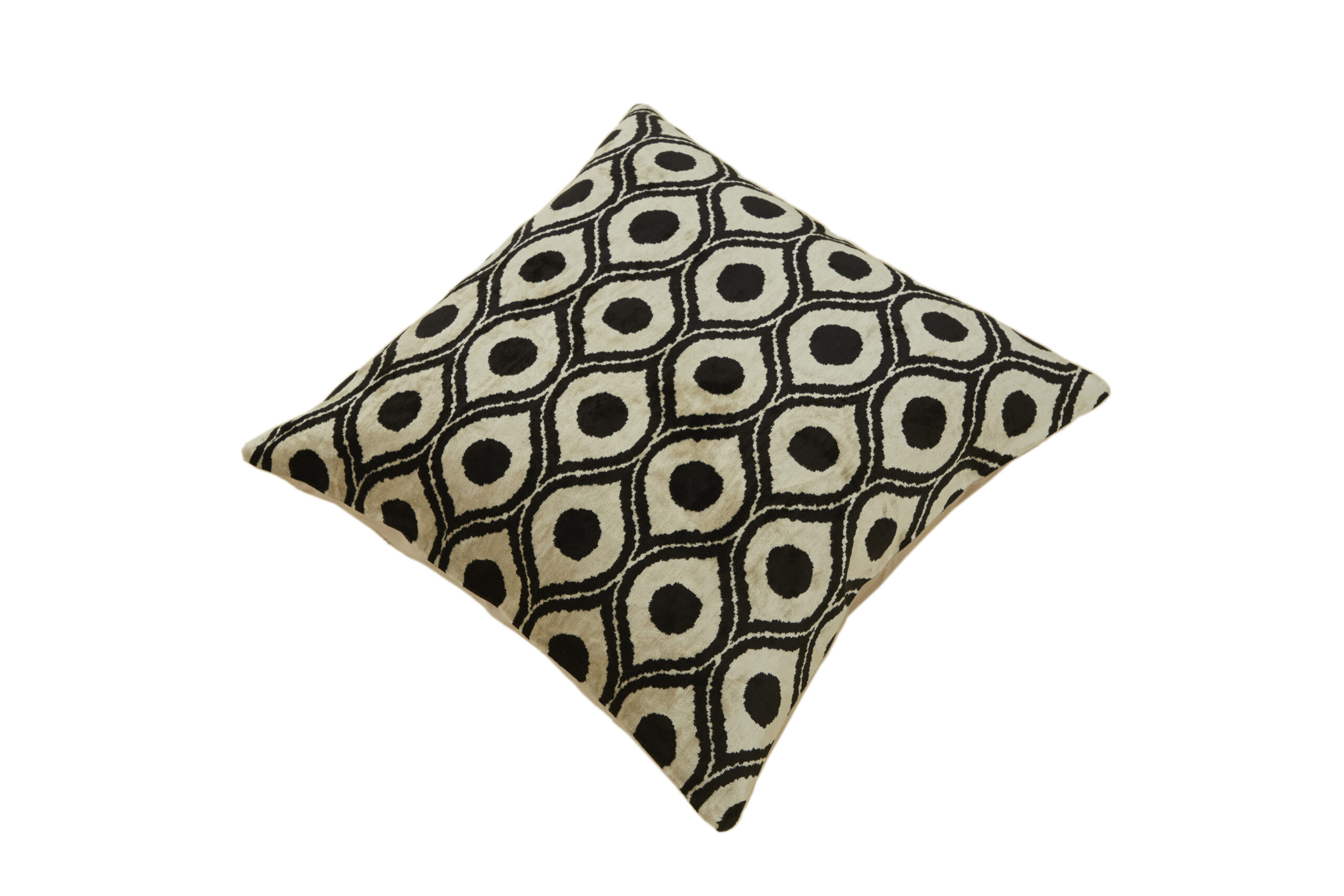 Majorel Ikat Cushion - Image 3